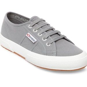 Superga Sneakers